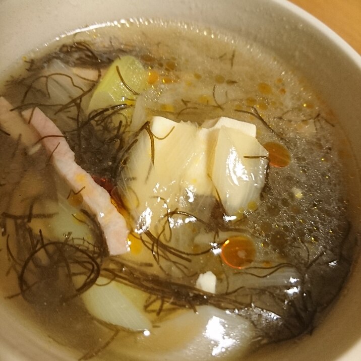 味付けもずくで簡単酸辣湯